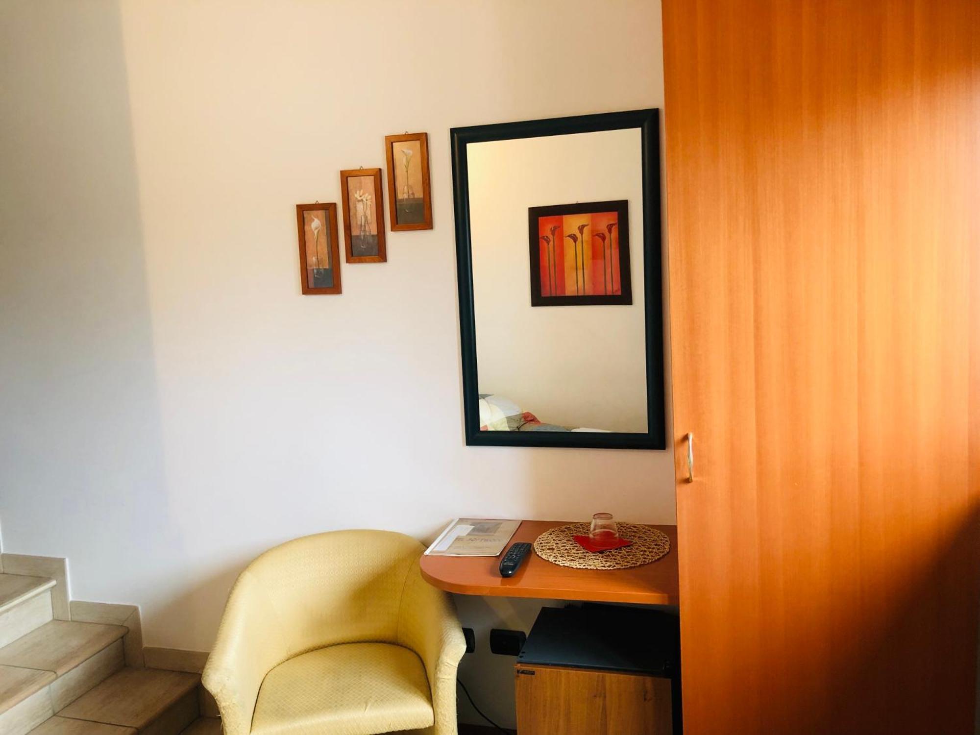 Hotel Softwood レカナーティ エクステリア 写真